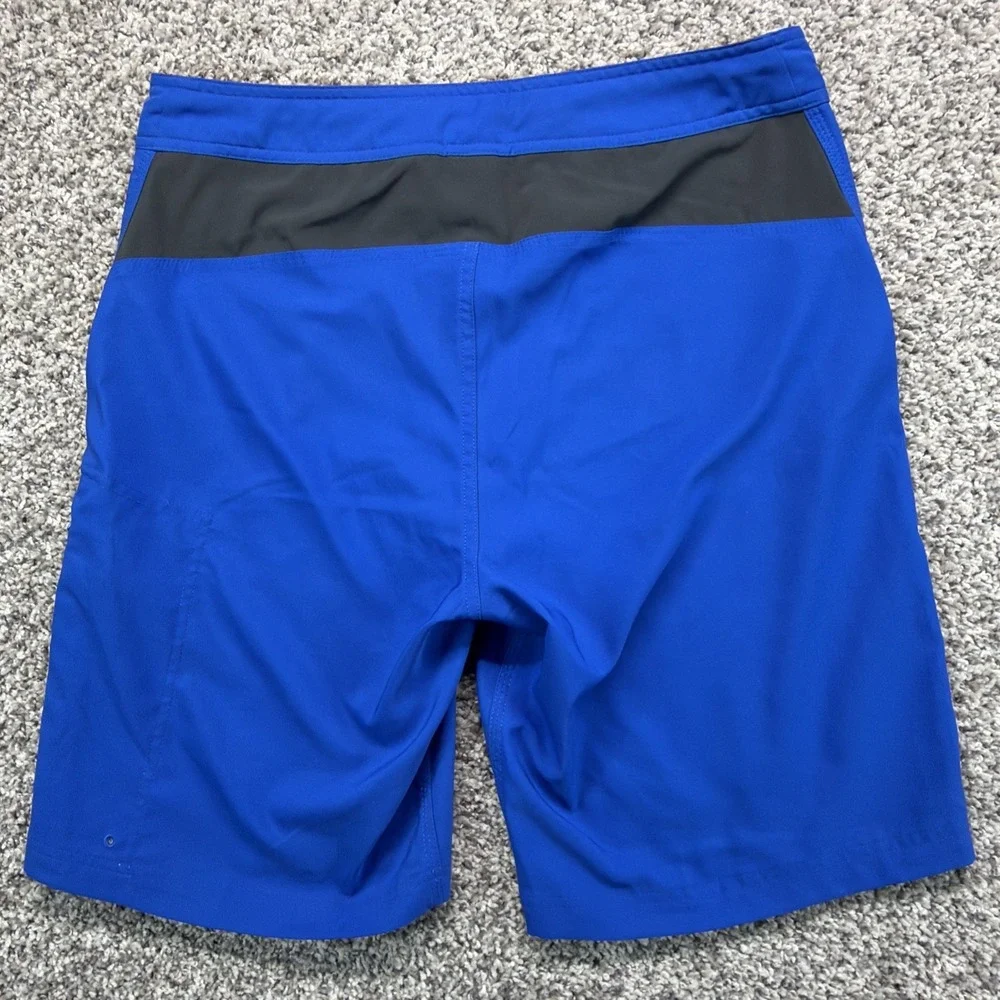 The North Face Blue Board Shorts Swim Trunks Mens Size 32‎ Zip Pocket